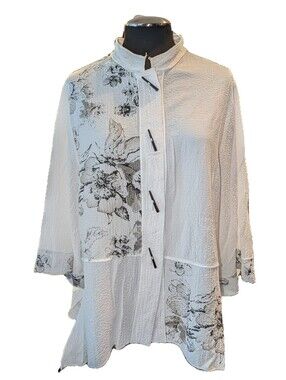 Moonlight Button Down Flowy Top, size XL